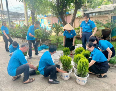 Trường tiểu học Hiệp Thành tiếp tục thực hiện “ Ngày thứ bảy văn minh”